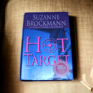 Hot Target by Suzanne Brockmann (2004, Hardcover) Troubleshooter Series